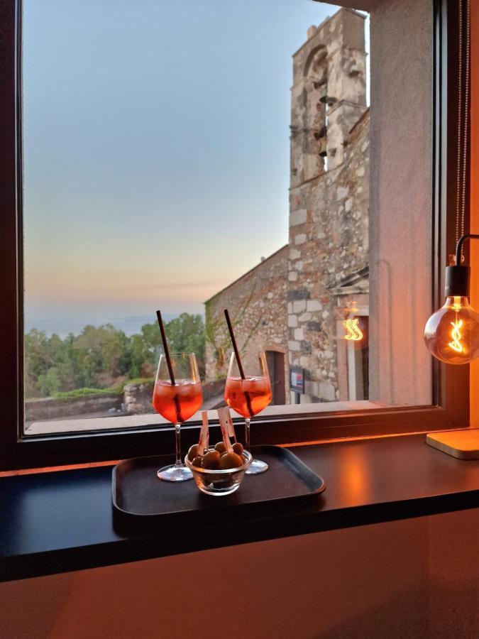 The White Domus Daire Taormina Dış mekan fotoğraf